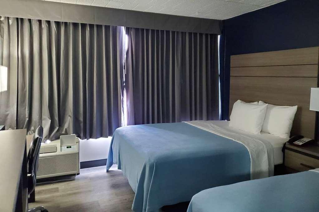 Hotel Baymont By Wyndham Laredo Chambre photo